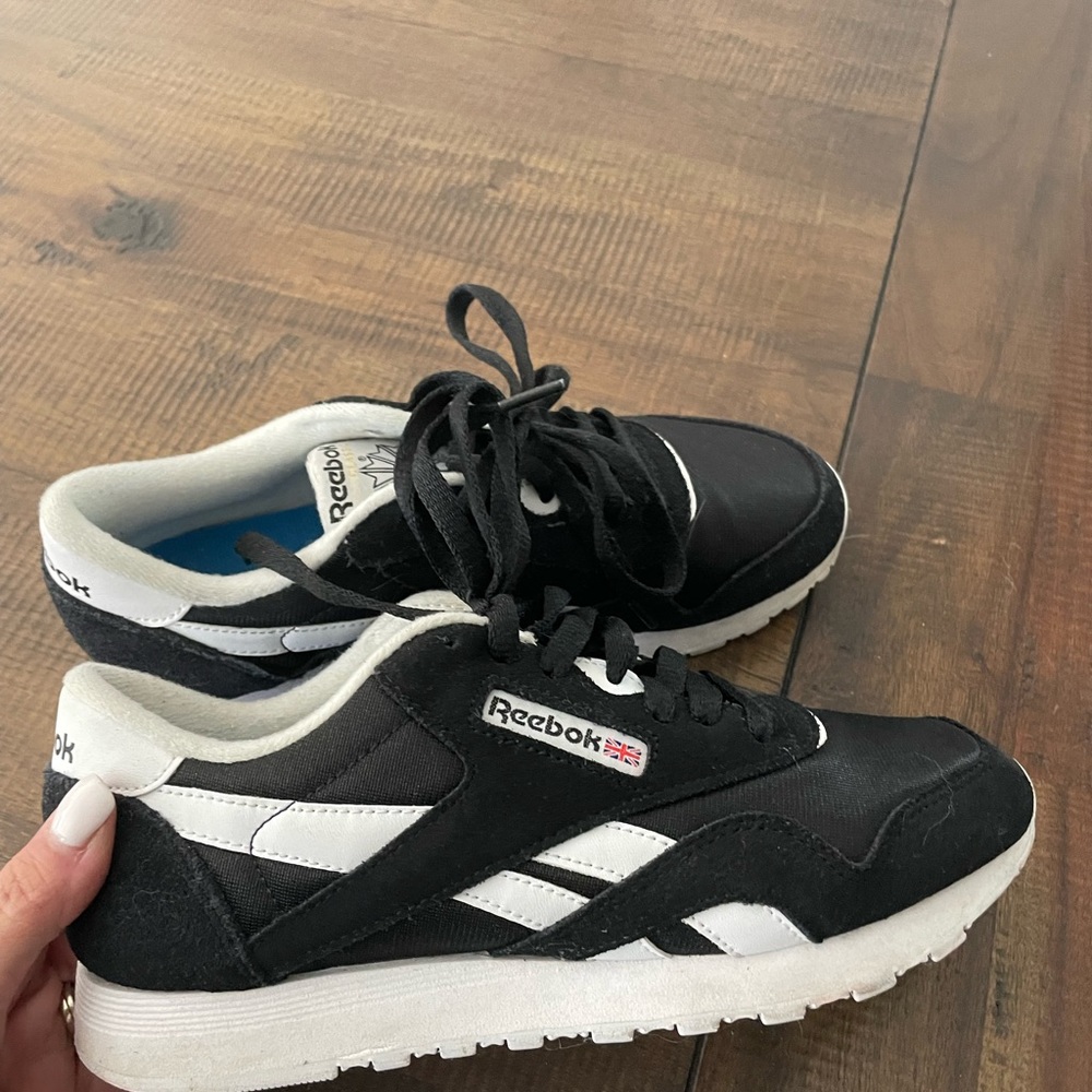 Women’s Reebok sneakers